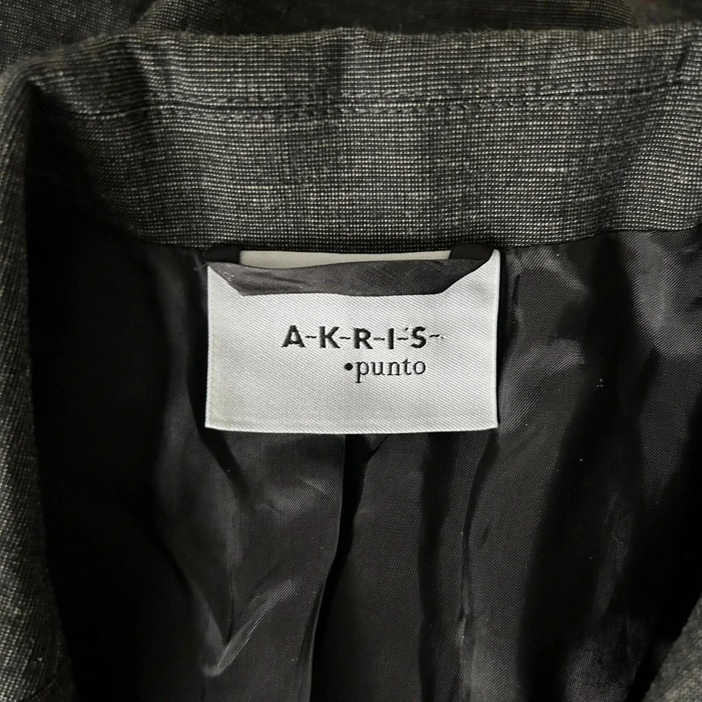 Akris Punto Charcoal Grey Wool Blend 3 Button Blazer Jacket Size 6 US